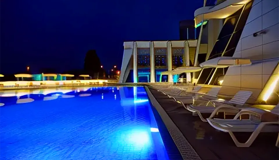 هتل گرند گلوریا باتومی